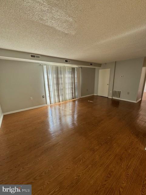 3801 Swann Road, Unit 301 Suitland, MD 20746 - Photo 6 of 10