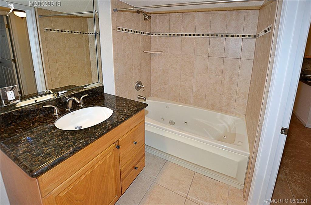 1852 Southwest Palm City Road, Unit 204 Stuart, FL 34994 - Photo 10 of 27 Gallery Image 10