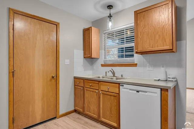 $179,900 | 1317 Sunchase Drive, Lawrence, KS 66044