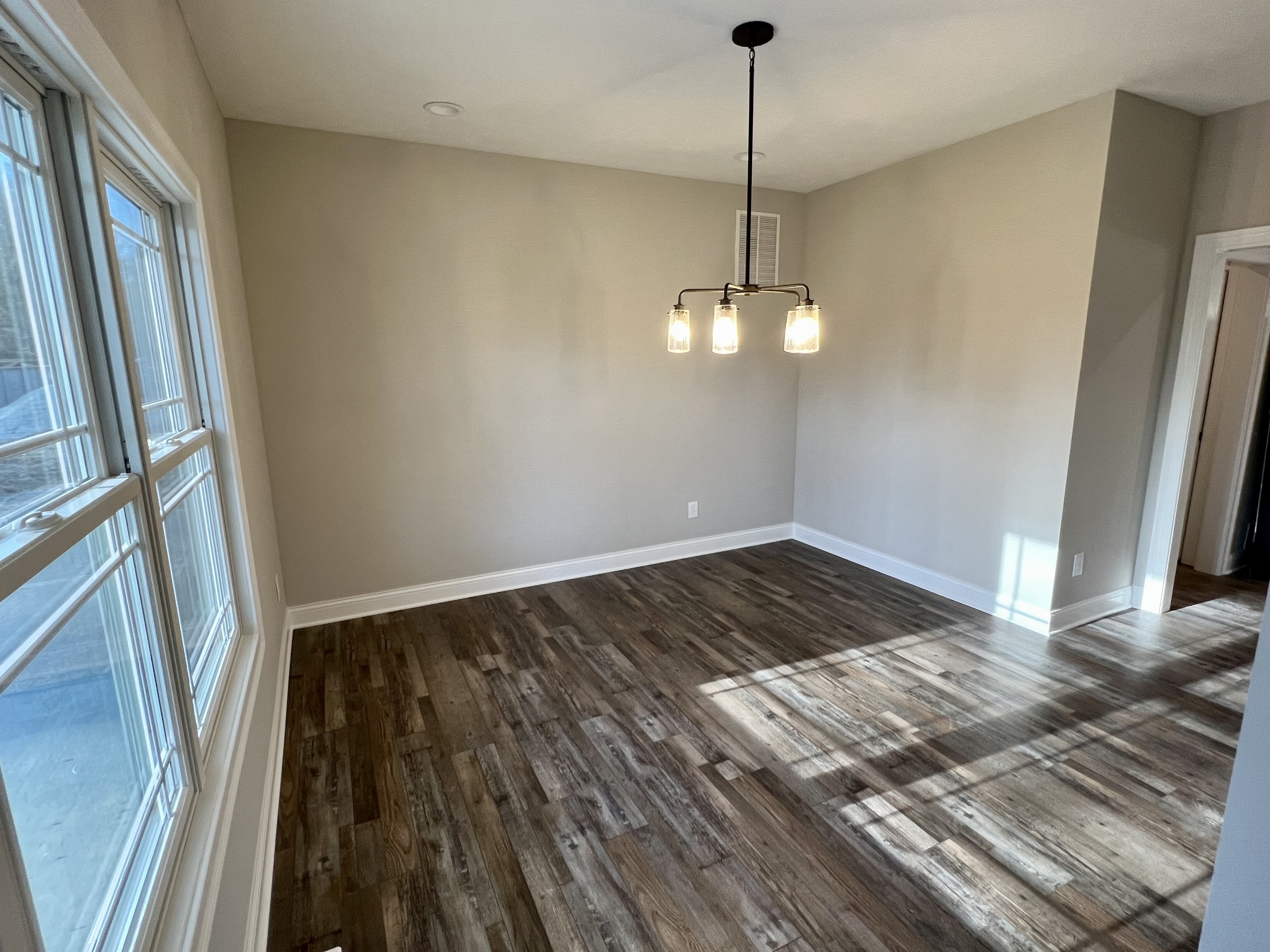 1409 Layton Road Anderson, IN 46011 - Photo 8 of 18 Gallery Image 8