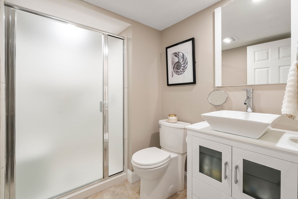 13 Pinecrest Road Andover, MA 01810 - Photo 25 of 40