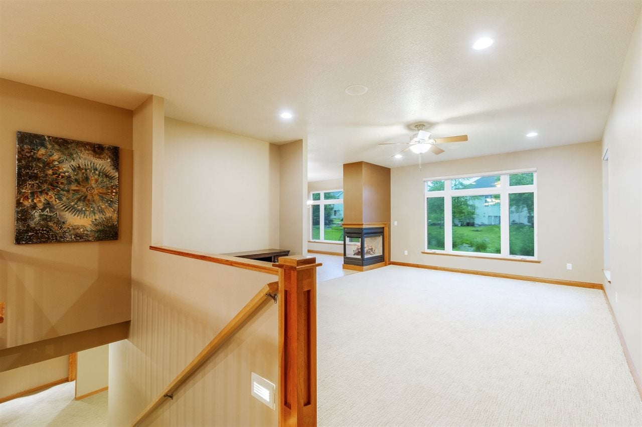 2850 Twinleaf Road Cedar Rapids, IA 52411 - Photo 6 of 37 Gallery Image 6
