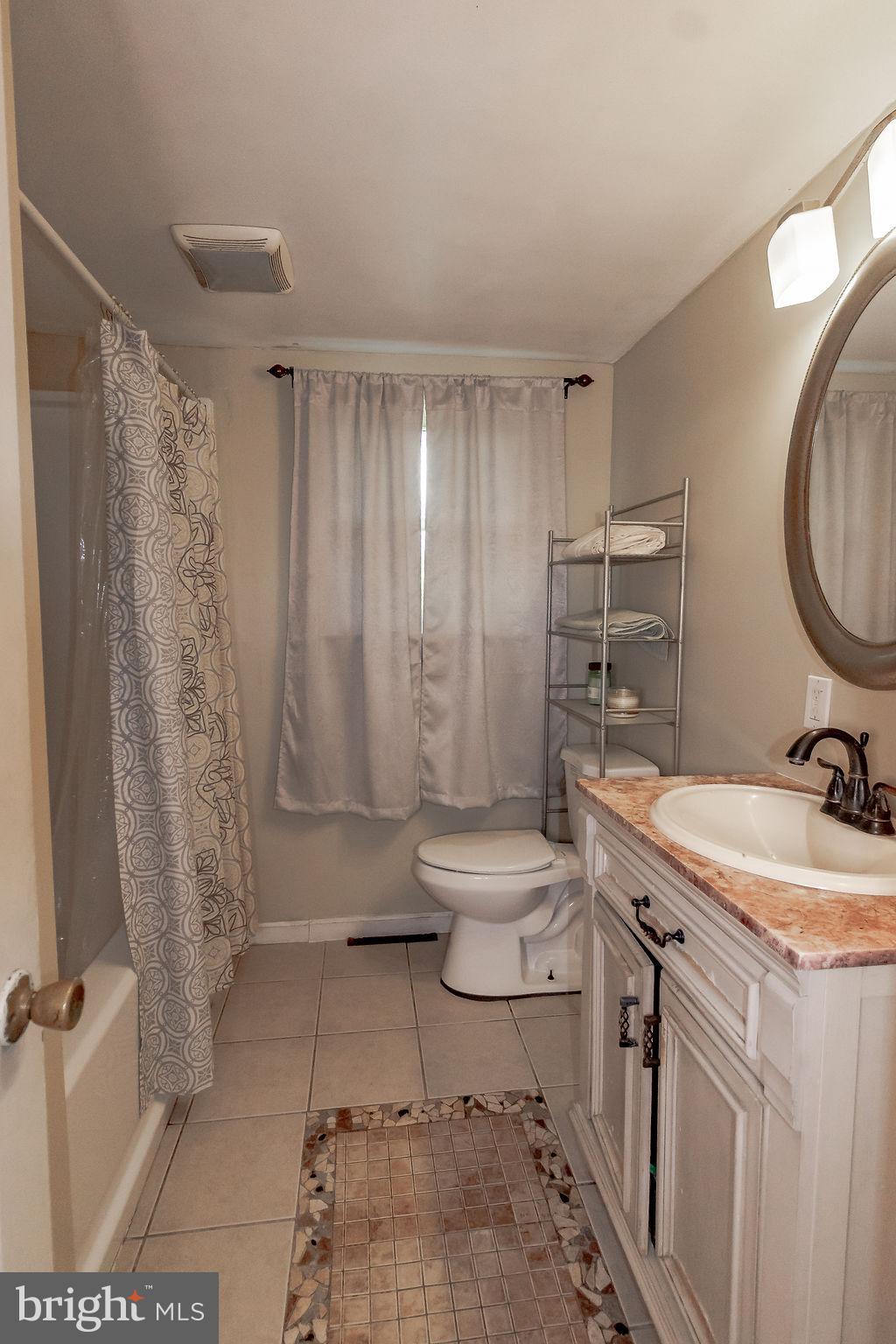 141 Unexpected Road Newfield, NJ 08344 - Photo 9 of 18 Gallery Image 9