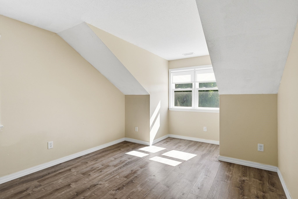 53 Luden Street Springfield, MA 01118 - Photo 19 of 39