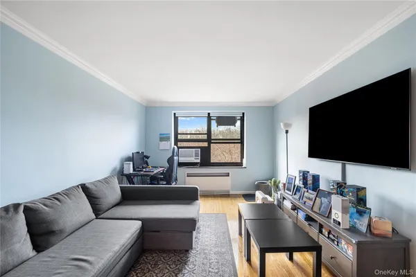 $239,999 | 75-15 210th Street, Unit 6C | Oakland Gardens