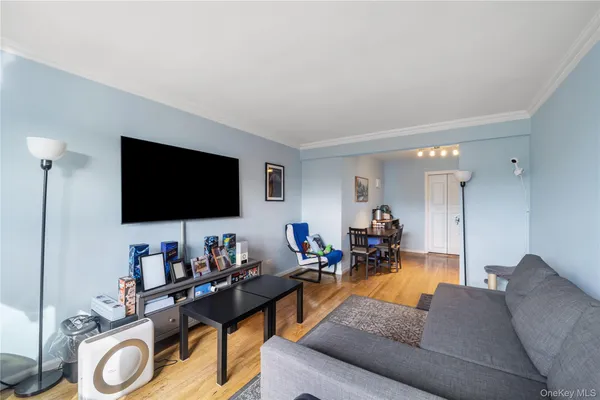$239,999 | 75-15 210th Street, Unit 6C | Oakland Gardens