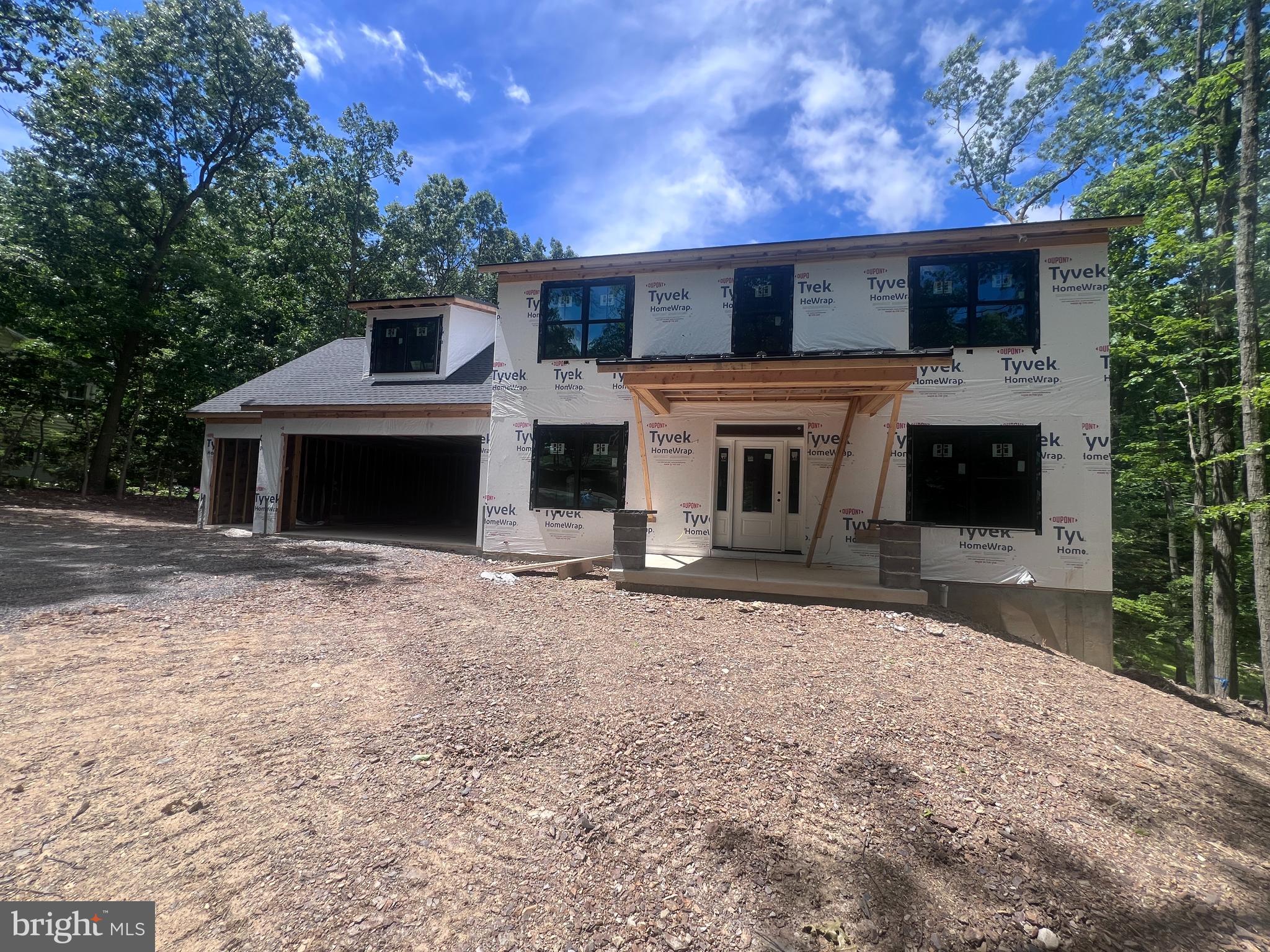 1163 Kuhn Road Boiling Springs, PA 17007 - Photo 4 of 29