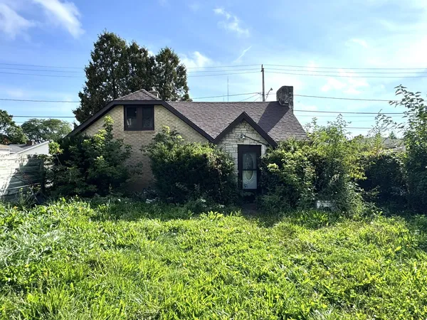 $79,900 | 5246 North 26th Street, Glendale, WI 53209