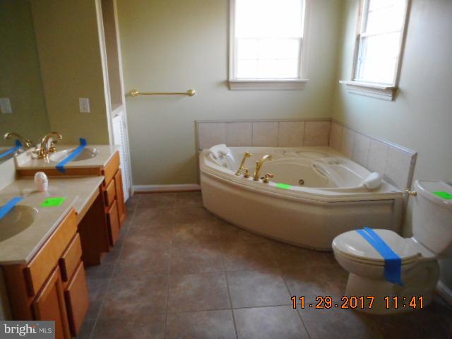 6710 Hemlock Point Road New Market, MD 21774 - Photo 10 of 20 Bath (Master)