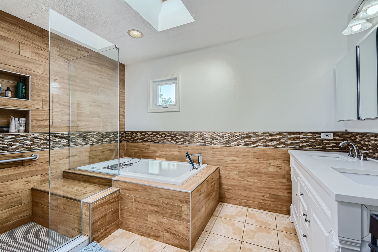 836 Spring Road Elmhurst, IL 60126 - Photo 24 of 31 a bathroom with a sink and a mirror