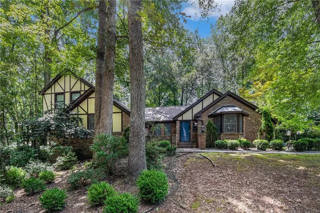 $345,000 | 2550 Amalfi Drive, Conyers, GA 30012