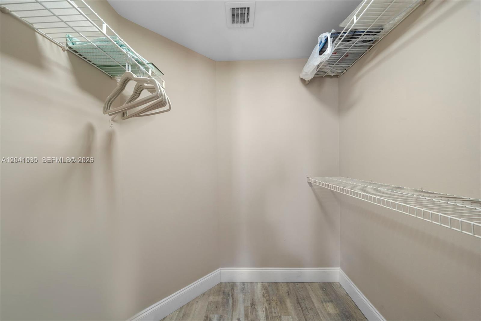 17150 North Bay Road, Unit 2913 Sunny Isles Beach, FL 33160 - Photo 9 of 24