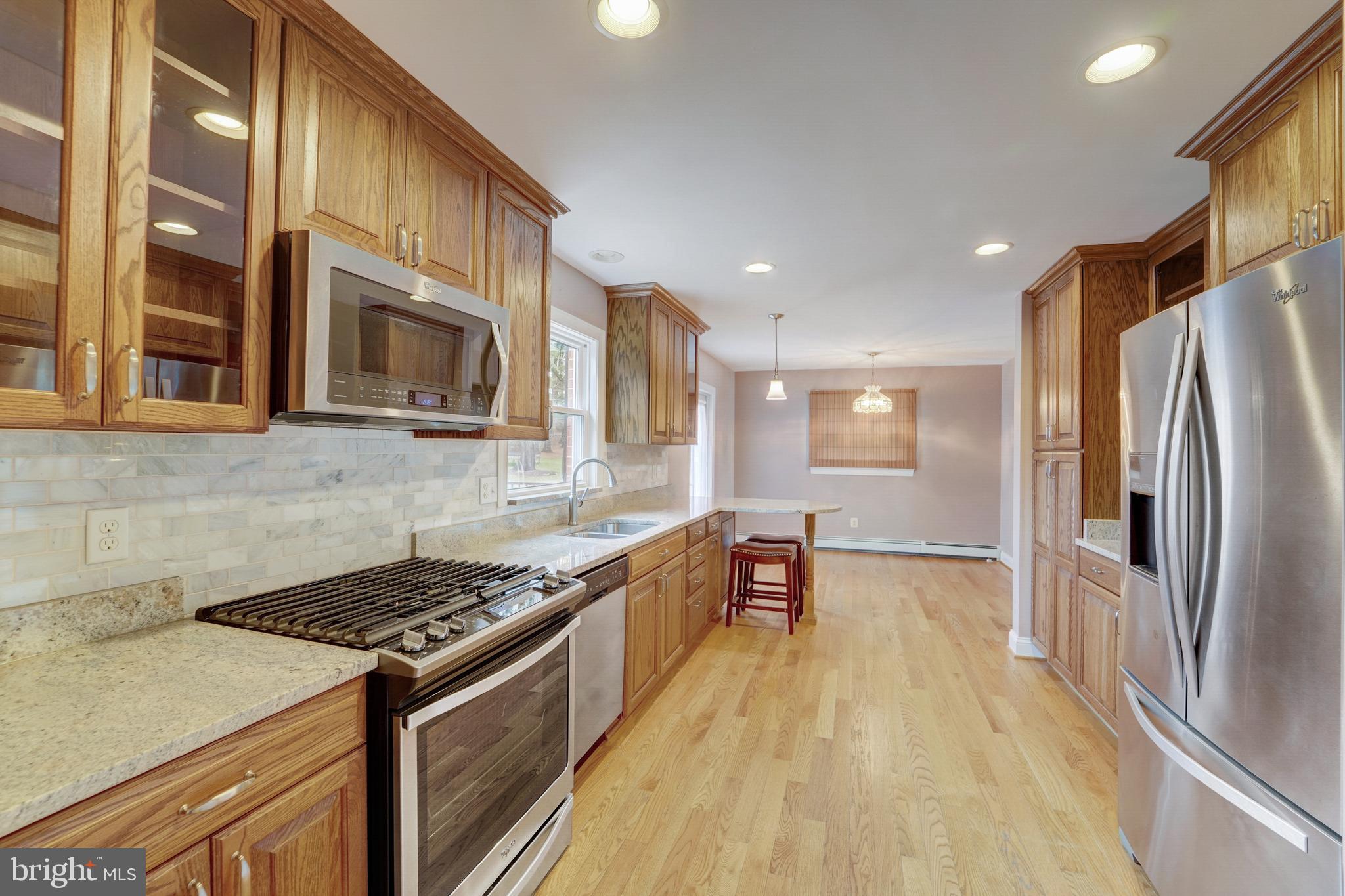 914 Rappaix Court Towson, MD 21286 - Photo 12 of 41 Kitchen