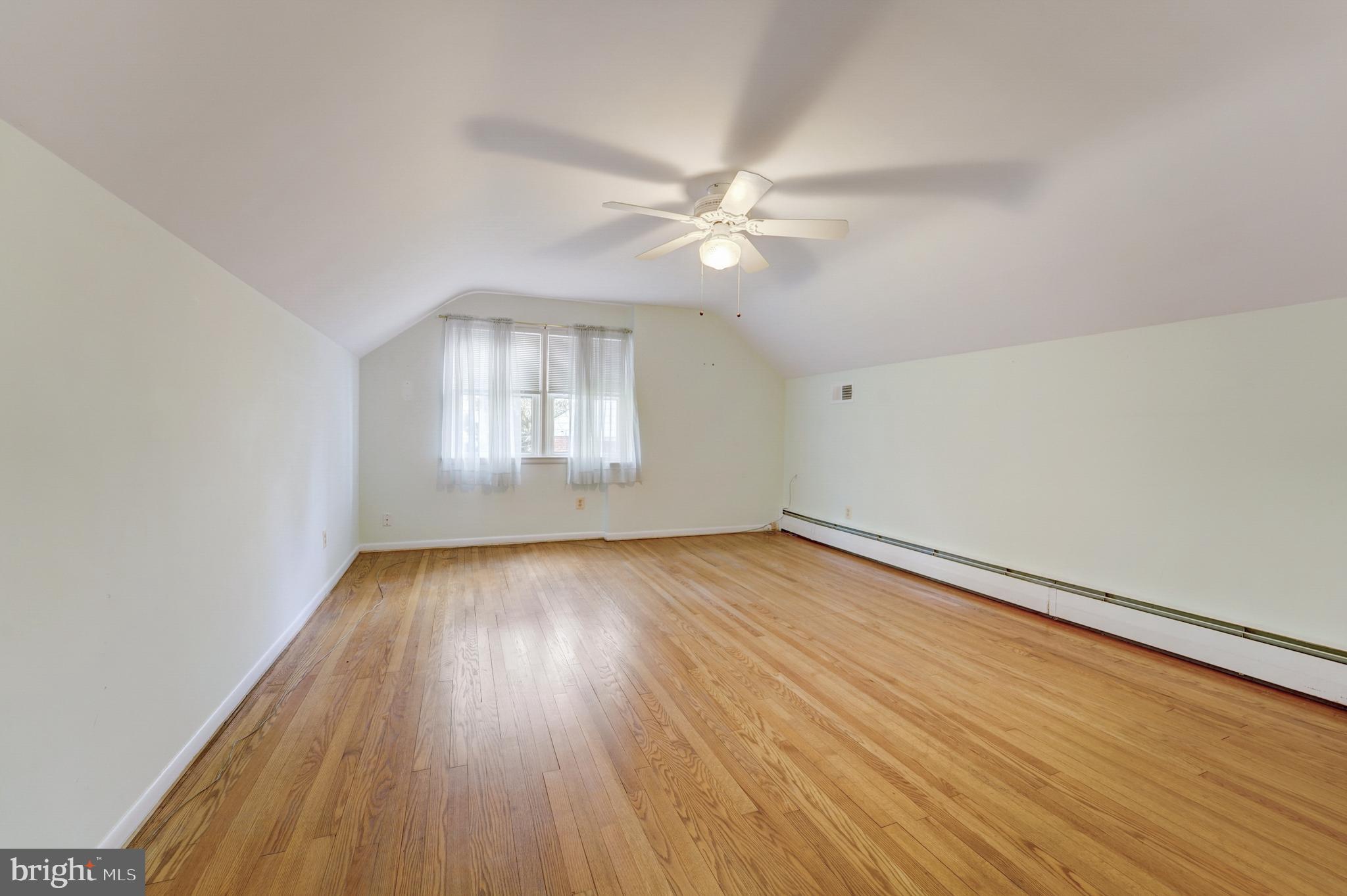 914 Rappaix Court Towson, MD 21286 - Photo 20 of 41 Primary Bedroom