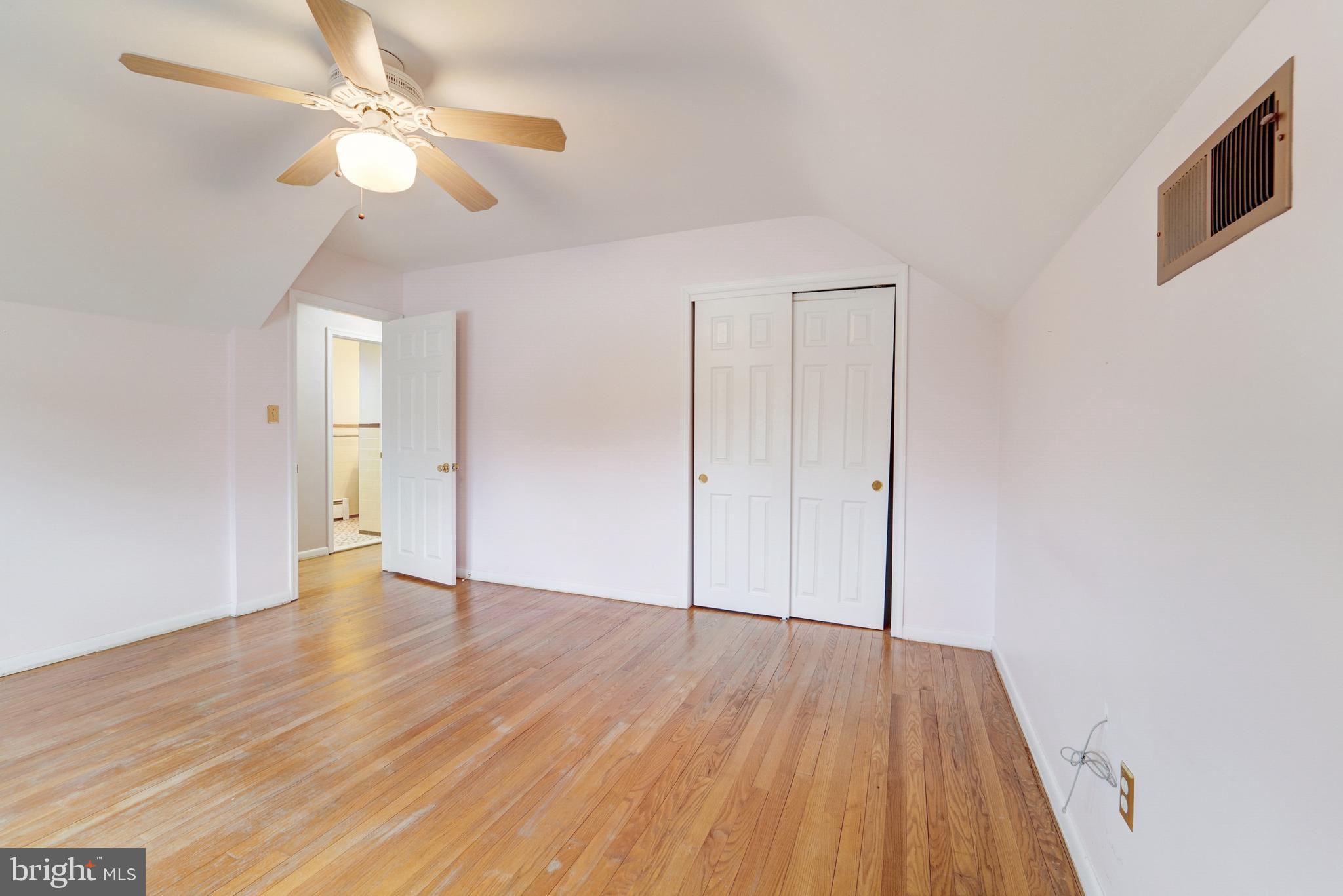 914 Rappaix Court Towson, MD 21286 - Photo 23 of 41 3rd Bedroom