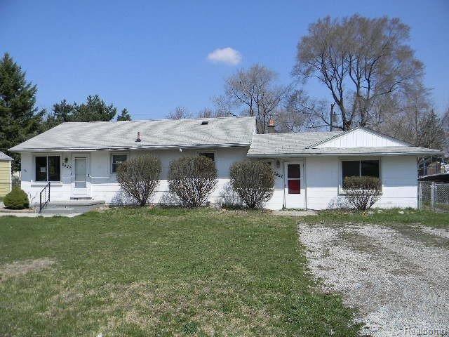 2425 Howe Street Utica, MI 48317 - Photo 4 of 21 261-904345 Front 4.JPG