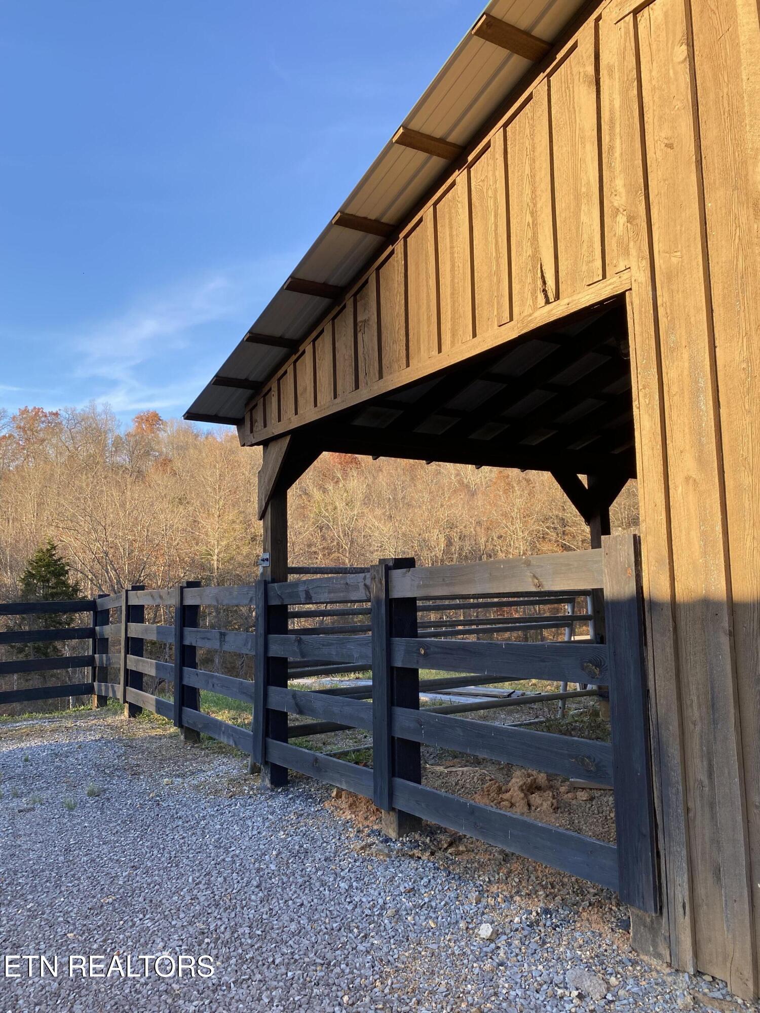 147 Saddle Ridge Drive Speedwell, TN 37870 - Photo 28 of 38 IMG_1399