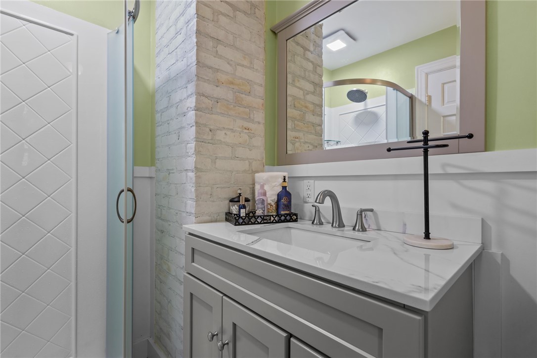 74 Hillside Road Cumberland, RI 02864 - Photo 19 of 50