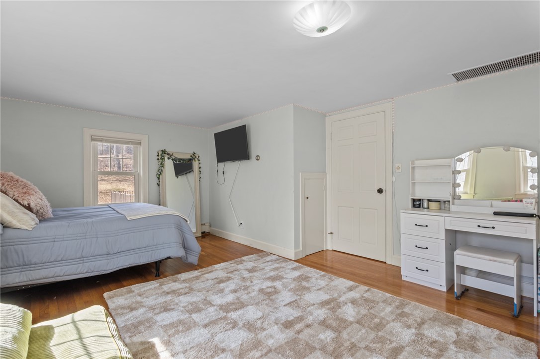 74 Hillside Road Cumberland, RI 02864 - Photo 23 of 50