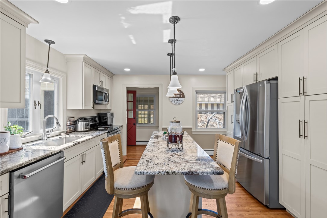 74 Hillside Road Cumberland, RI 02864 - Photo 6 of 50