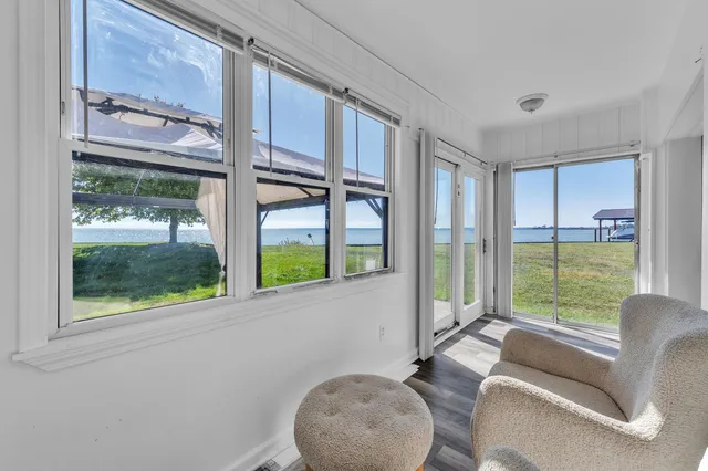 $469,900 | 37252 Jefferson Avenue, Harrison Township, MI 48045