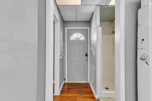 $469,900 | 37252 Jefferson Avenue, Harrison Township, MI 48045