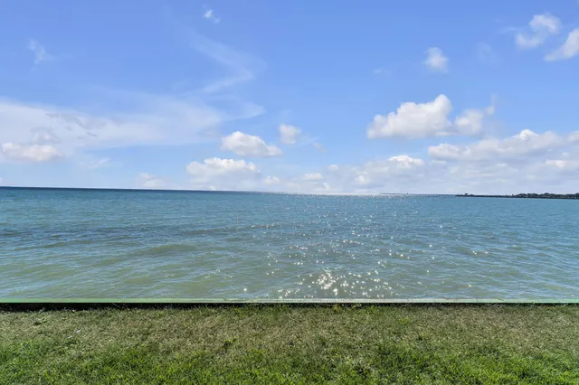 $469,900 | 37252 Jefferson Avenue, Harrison Township, MI 48045