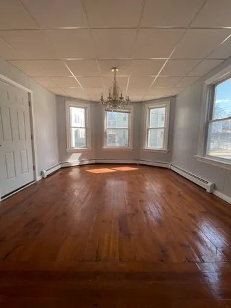 $2,400 | 4 Conduit Street, Unit 1, Lawrence, MA 01841