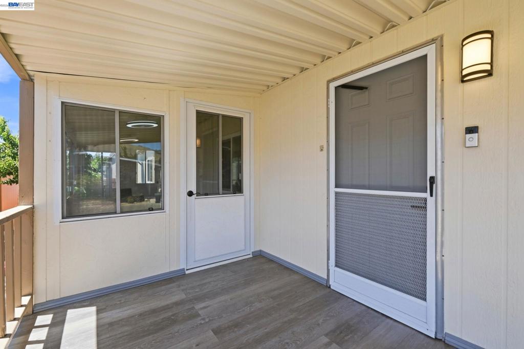 29143 Colorado Road Hayward, CA 94544 - Photo 3 of 36