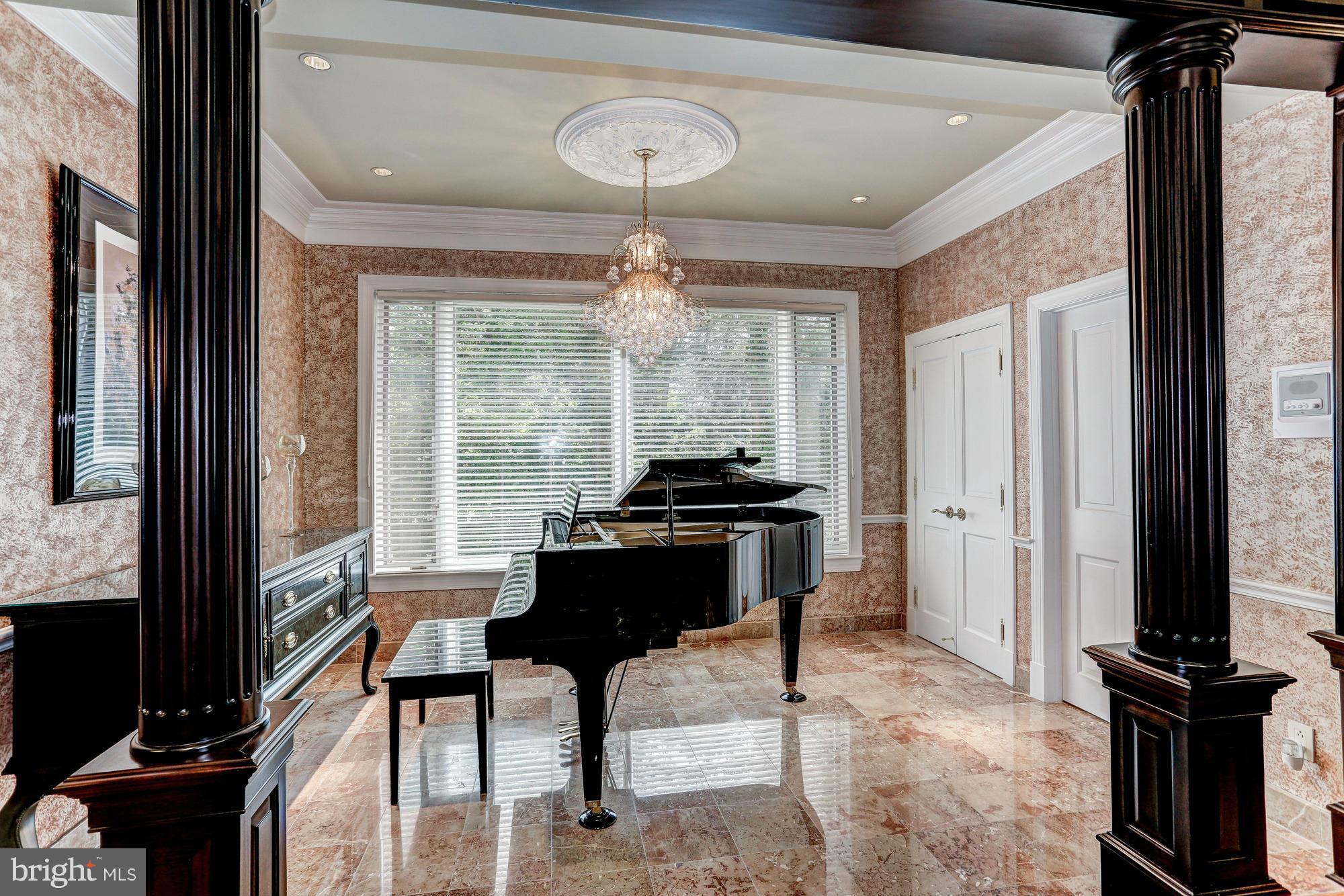 1173 Dolley Madison Boulevard McLean, VA 22101 - Photo 14 of 30 Interior (General)