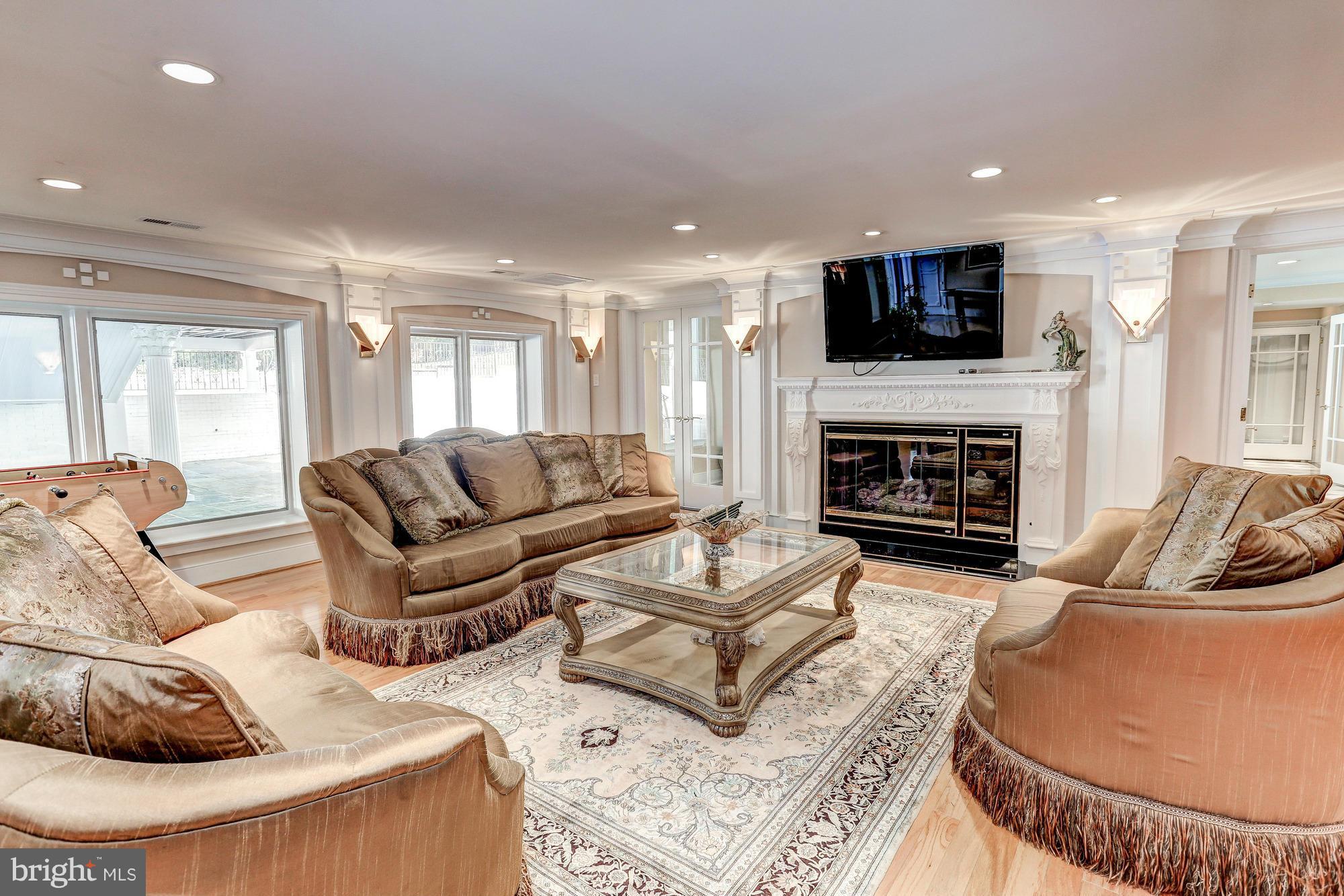 1173 Dolley Madison Boulevard McLean, VA 22101 - Photo 17 of 30 Interior (General)