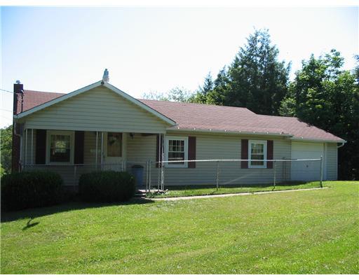 1318 White Cloud Road Apollo, PA 15613 - Photo 1 of 5 Exterior Front.