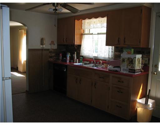 1318 White Cloud Road Apollo, PA 15613 - Photo 3 of 5 Kitchen.