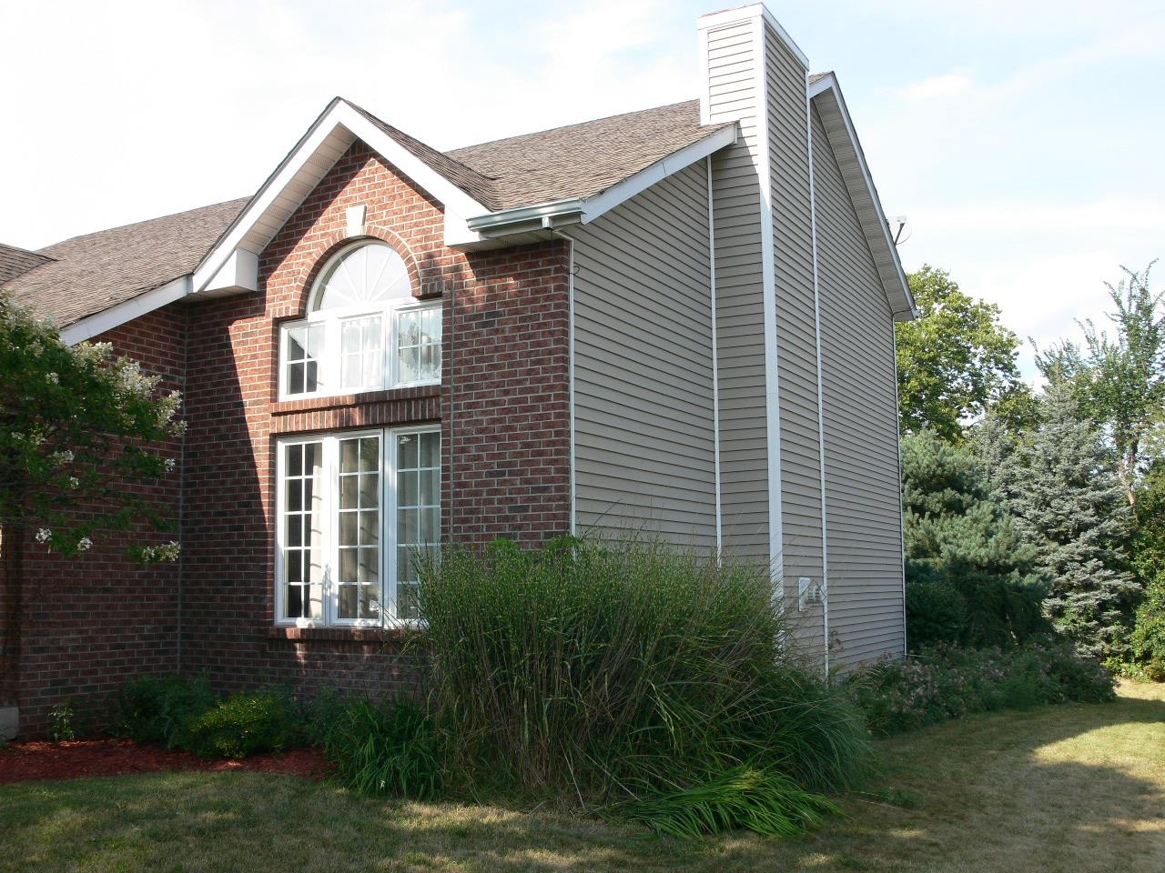 10235 Lismore Road Roscoe, IL 61073 - Photo 3 of 5 Gallery Image 3
