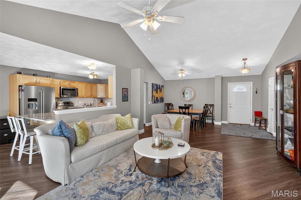 216 Sarah Court Waterloo, IL 62298 - Photo 12 of 56