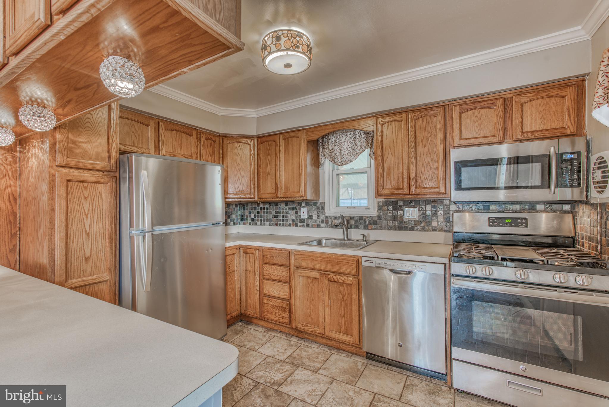 1827 Ellinwood Road Baltimore, MD 21237 - Photo 57 of 75 Gallery Image 57