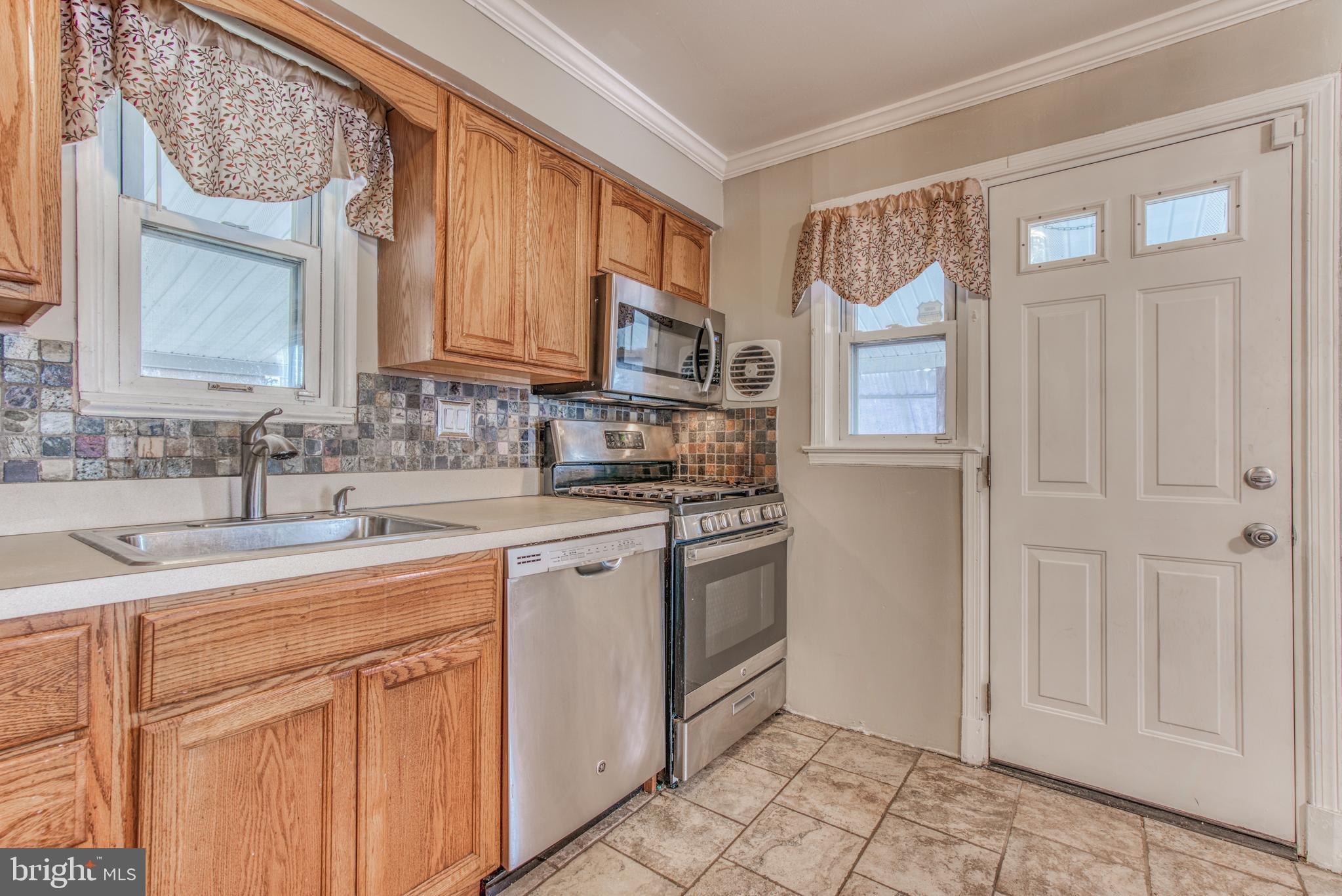 1827 Ellinwood Road Baltimore, MD 21237 - Photo 60 of 75 Gallery Image 60