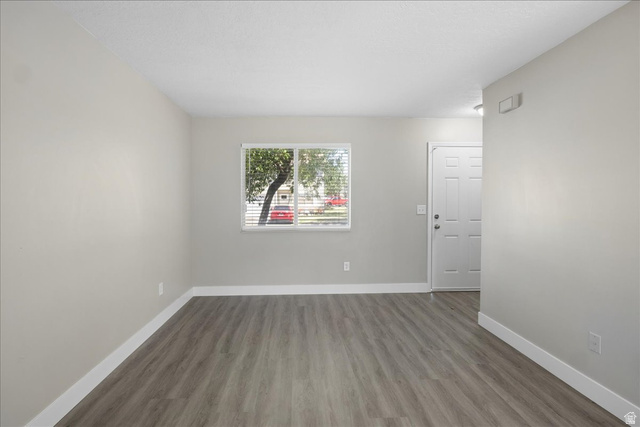 558 North Redwood Road, Unit 13 Salt Lake City, UT 84116 - Photo 7 of 30