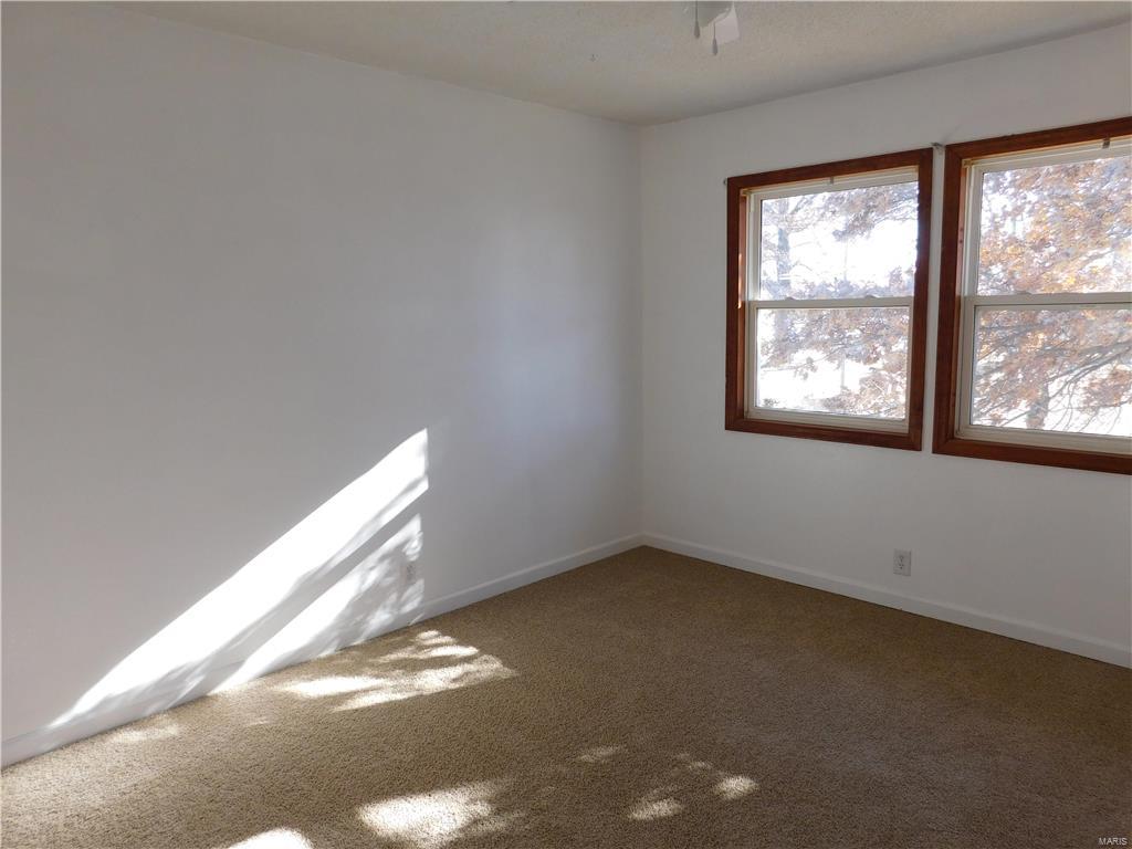 928 Sinclair Avenue South Roxana, IL 62087 - Photo 13 of 22 Gallery Image 13