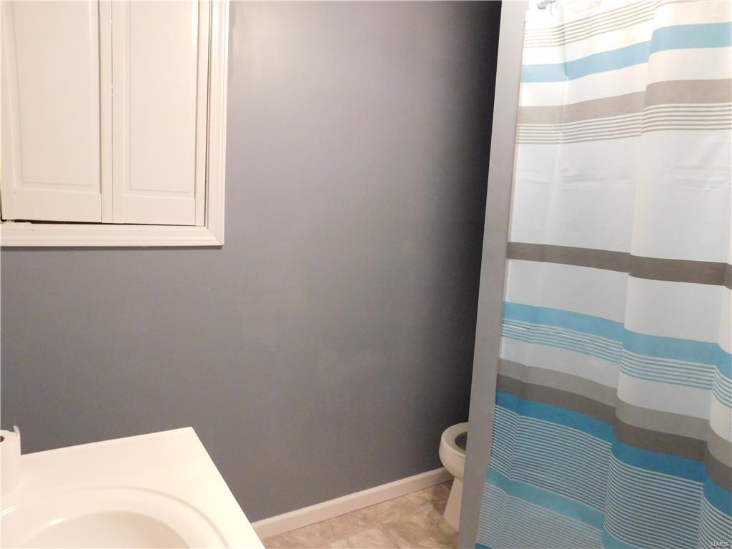 928 Sinclair Avenue South Roxana, IL 62087 - Photo 20 of 22 Gallery Image 20
