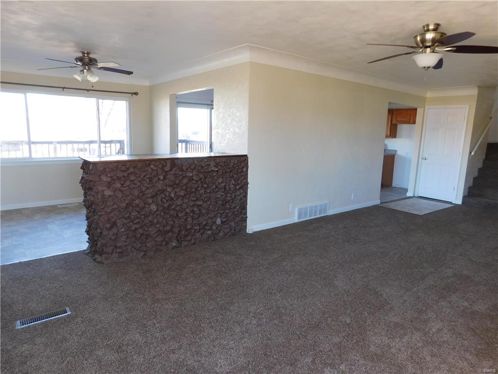 928 Sinclair Avenue South Roxana, IL 62087 - Photo 7 of 22 Gallery Image 7