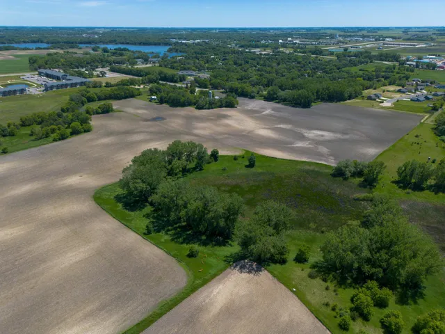 $395,000 | 1400 Co Road, Willmar, MN 56201