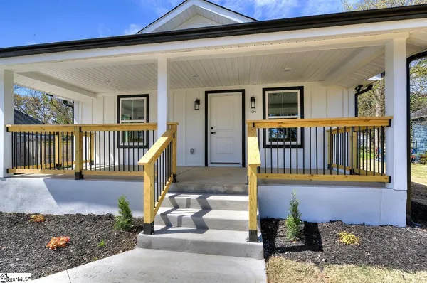 $369,000 | 104 Albert Street, Greer, SC 29651