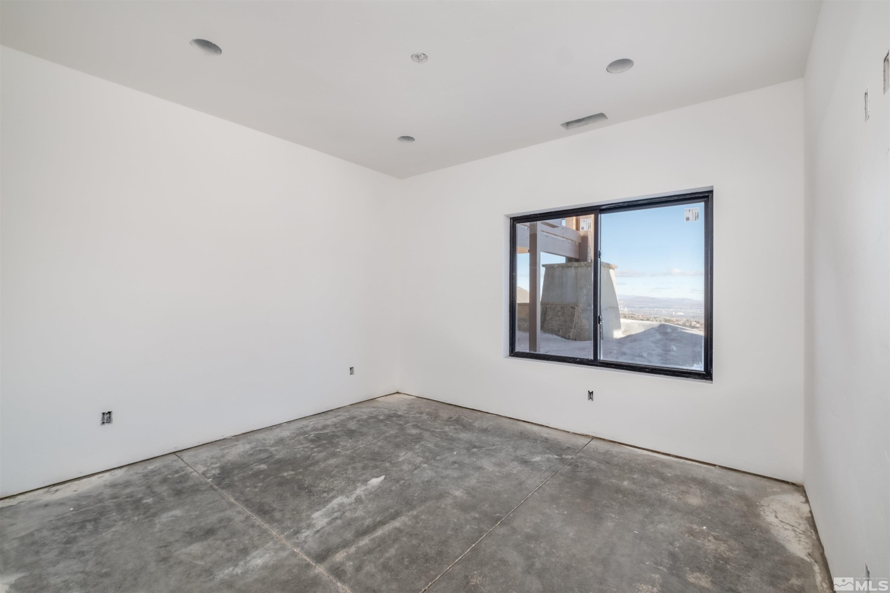 5940 Sunset Ridge Court Reno, NV 89511 - Photo 14 of 32 Photo 14