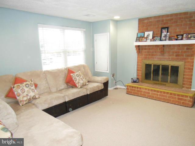 4737 Backlick Road Annandale, VA 22003 - Photo 20 of 30 Family Room