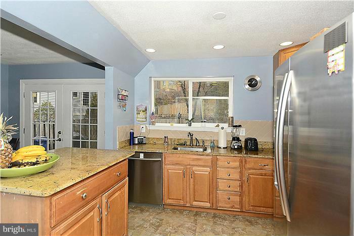 4737 Backlick Road Annandale, VA 22003 - Photo 10 of 30 Kitchen