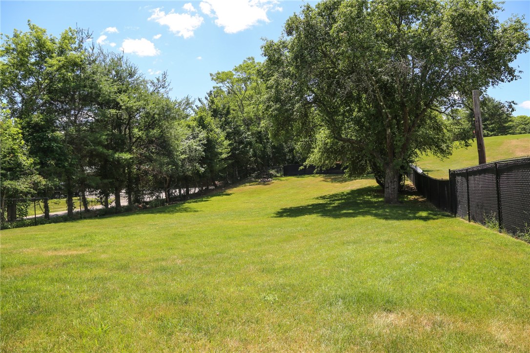 814 Great Road Lincoln, RI 02865 - Photo 26 of 29