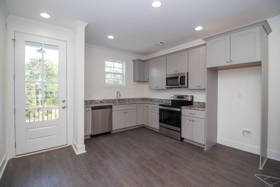 211 Banksia Road Aiken, SC 29803 - Photo 3 of 20