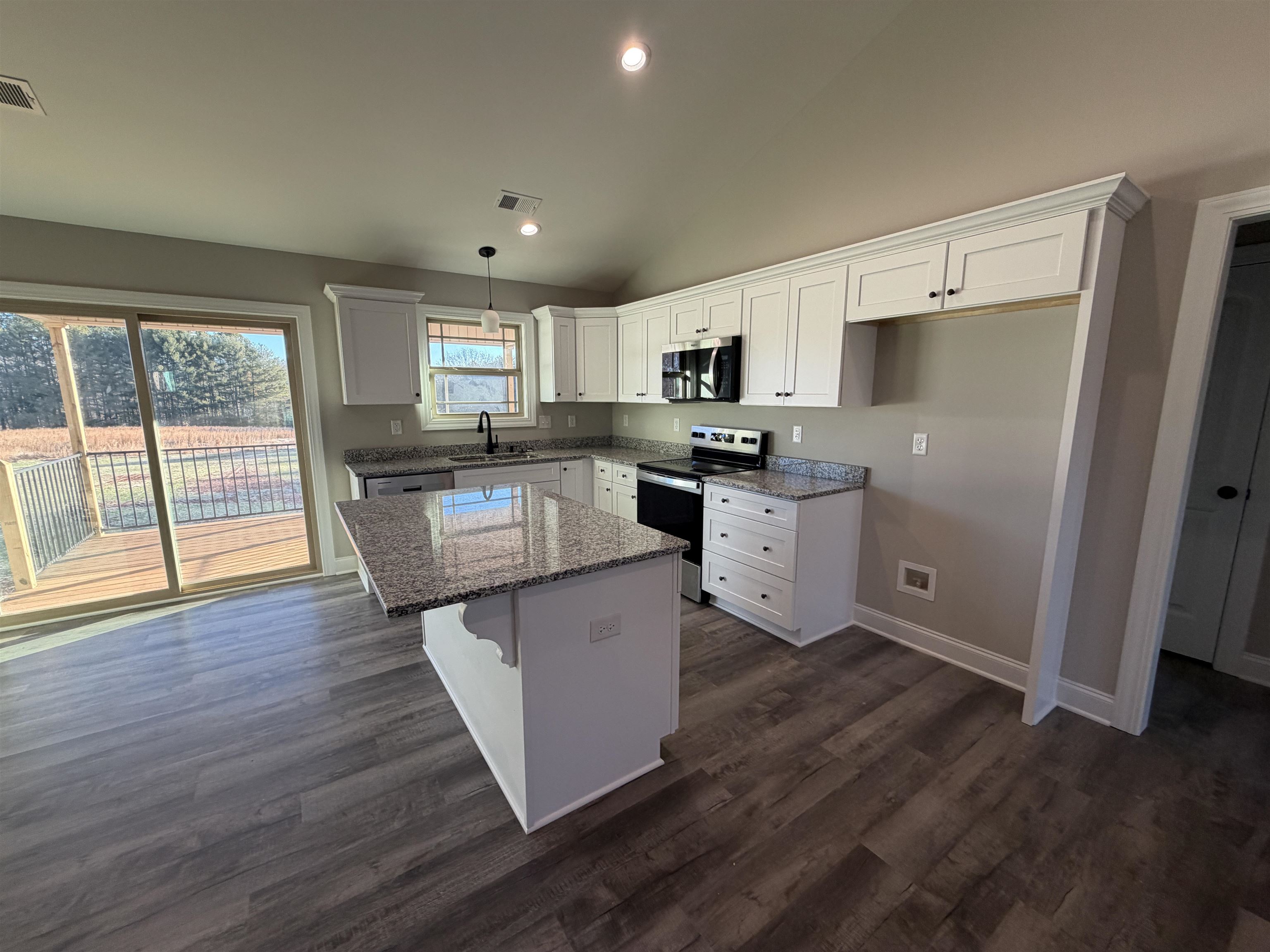 1408 Oak Ridge Road Gaffney, SC 29341 - Photo 4 of 19