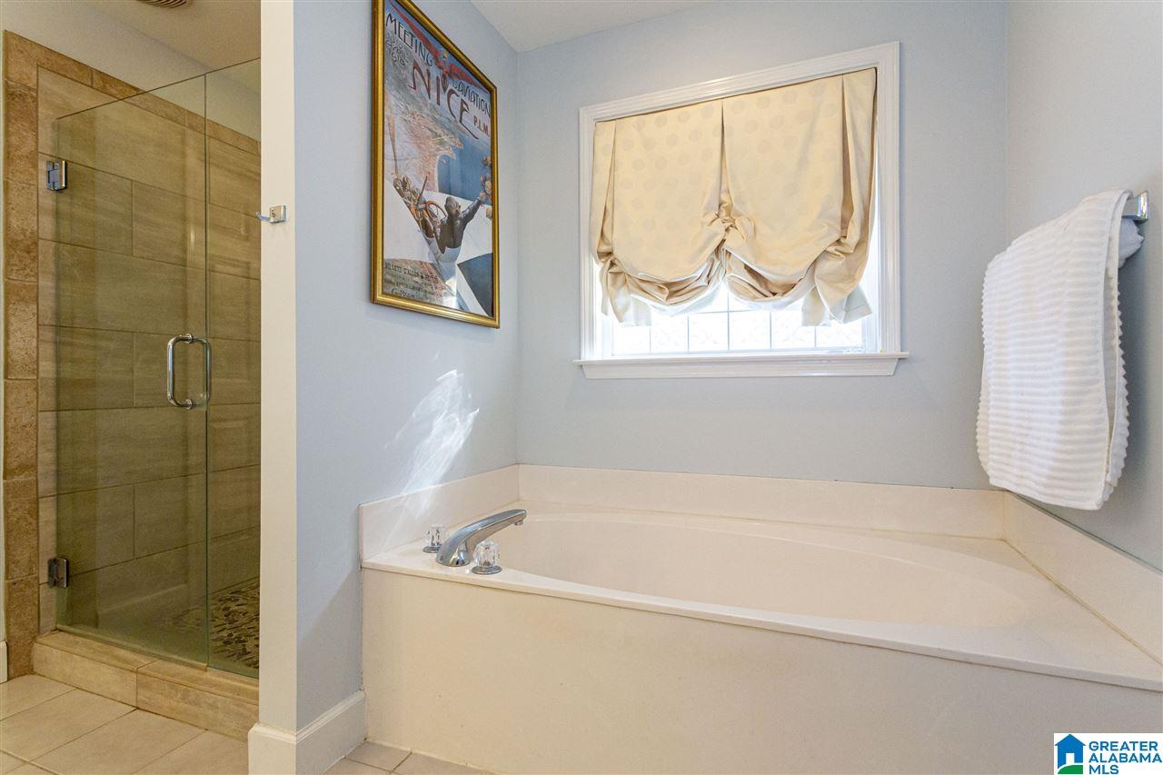 120 Oakbrooke Lane Alabaster, AL 35007 - Photo 37 of 49